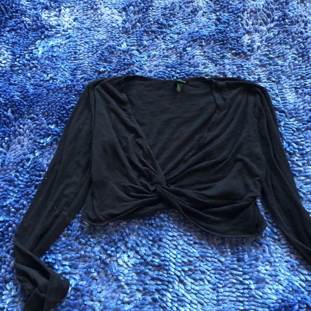 Black knit crop top exposed chest top.
